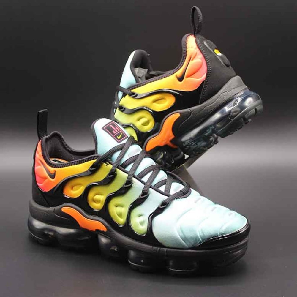 Nike Air VaporMax Plus Bleached Aqua